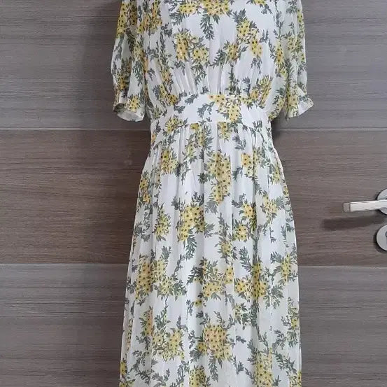 [BUNJANG] Yellow Chiffon Dress / 예쁜 옐로우 쉬폰 원피스 상태굿