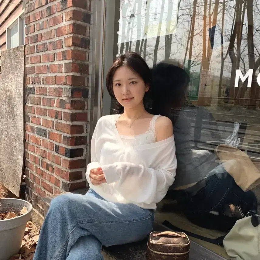 [BUNJANG] Bowl Market Peter &amp; Wendy Monop Deep V Knit / 보울마켓 피터앤웬디 모너프 딥브이니트