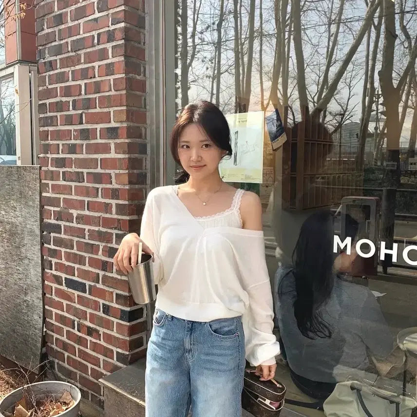 [BUNJANG] Bowl Market Peter &amp; Wendy Monop Deep V Knit / 보울마켓 피터앤웬디 모너프 딥브이니트