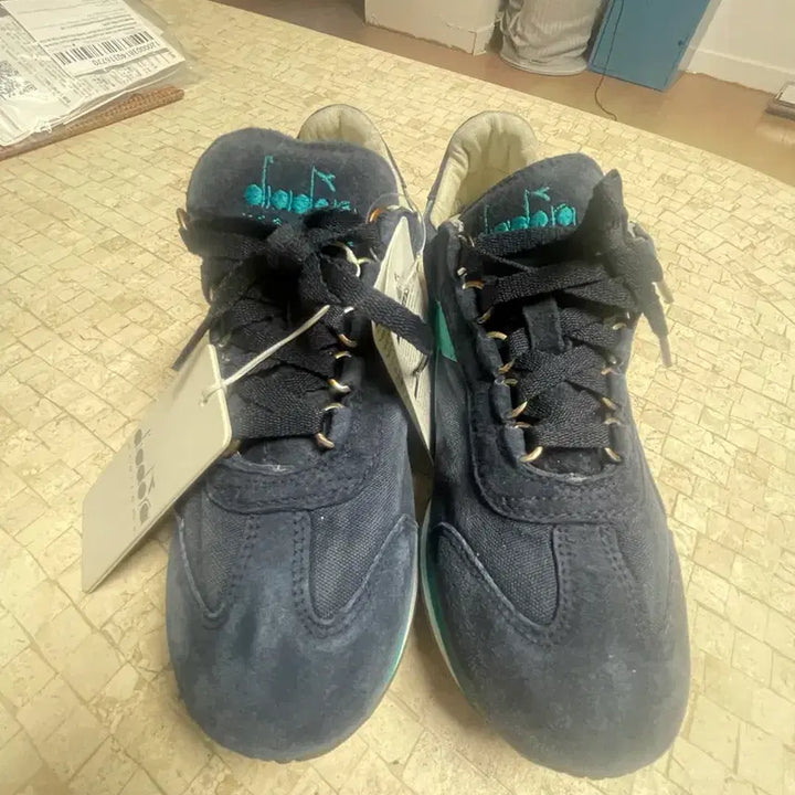 [BUNJANG] Diadora Heritage Equipe Stone Washed Sneakers 215mm / 디아도라 헤리티지 이큅 스톤워시 215mm 미착용