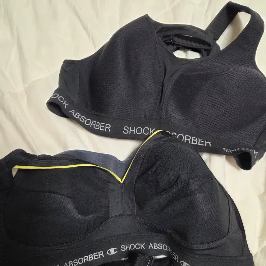 [BUNJANG] Shock Absorber Sports Bra (85B x2, 95B x1) / 쇼크업소버 85B 두 개 95B 한 개 개당 25000