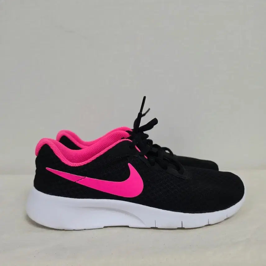 [BUNJANG] Nike Tanjun Running Shoes 240 / 240나이키 탄준 런닝화  -897