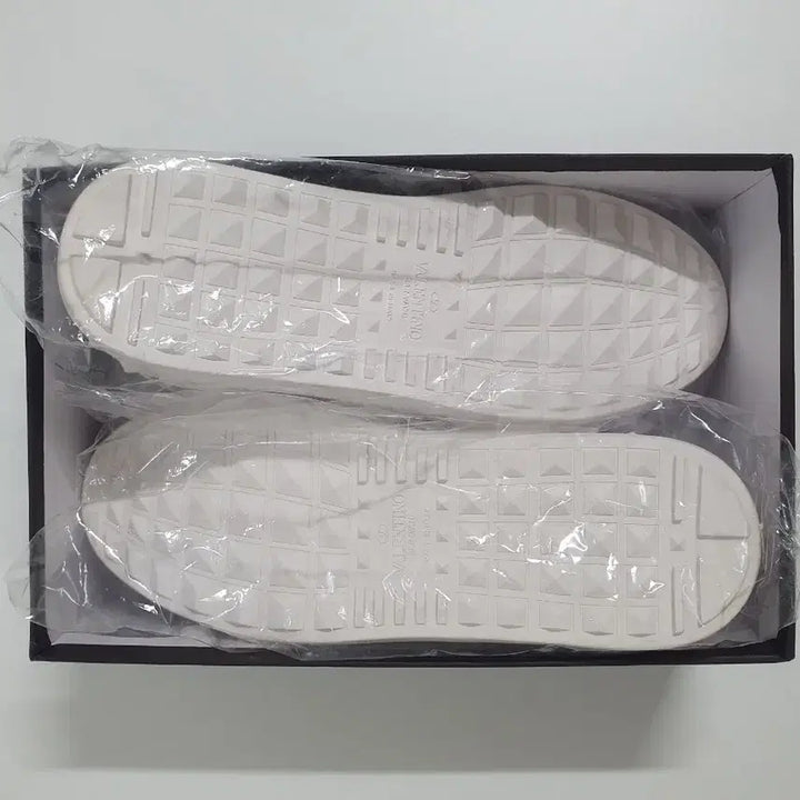 [SOLD OUT] 발렌티노 메탈릭 스트라이프 오픈 스니커즈 (화이트 레드)
