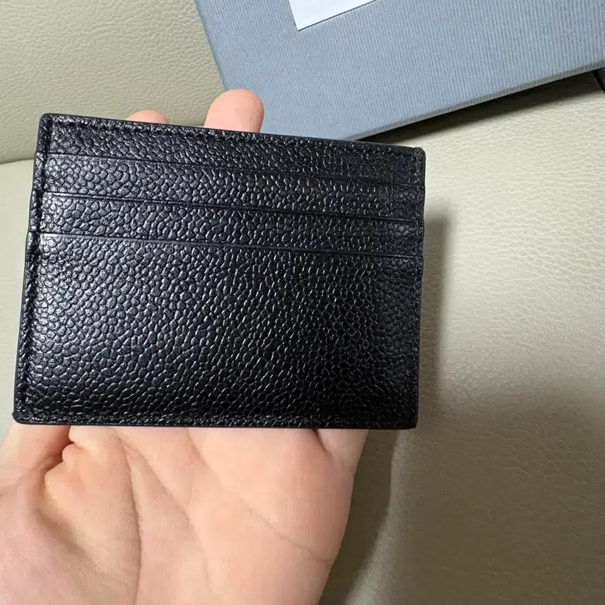 [SOLD OUT] 톰브라운 블랙 프레인 카드지갑