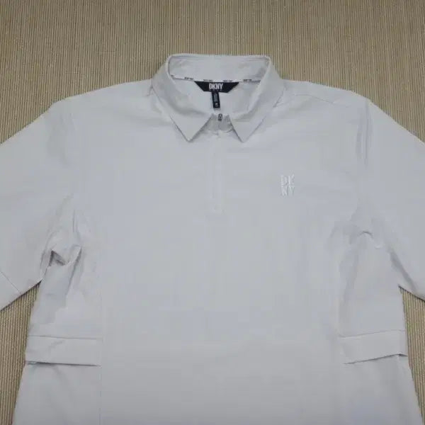 [BUNJANG] DKNY Golf Unisex Cooling Half-Zip T-Shirt (Size M) / (M) DKNY GOLF 공용 냉감 반집업 티셔츠