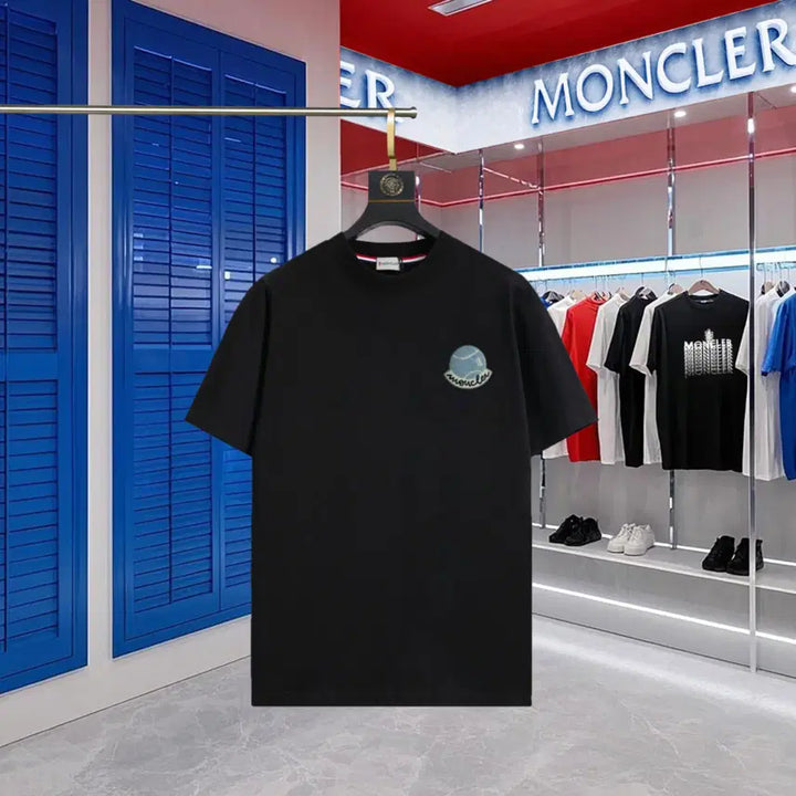 [BUNJANG] Moncler Embroidered Small Logo T-Shirt / 몽클레어 반팔티셔츠 여름 스몰로고 자수