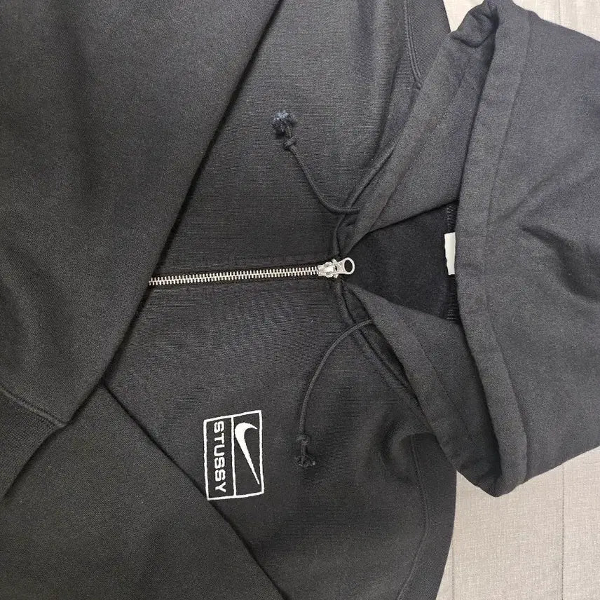 [BUNJANG] Nike Stussy Collaboration Hooded Zip-Up Hoodie - Size M / 나투시 후드집업 m
