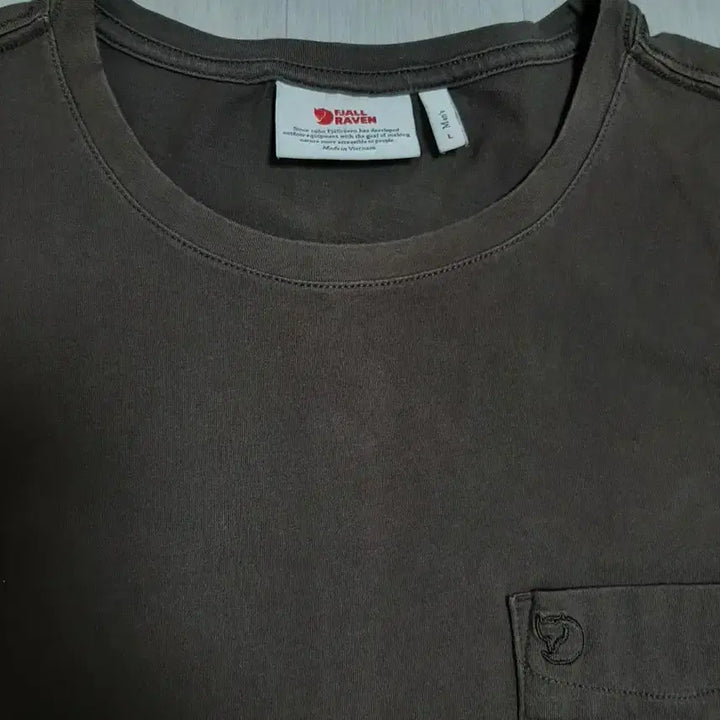 [BUNJANG] Fjällräven Pocket T-Shirt / 피엘라벤 포켓 반팔 티셔츠 (L)