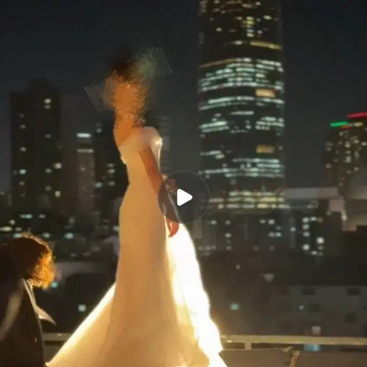 [BUNJANG] Off-the-Shoulder Mermaid Wedding Dress Rental / 오프숄더 머메이드 웨딩드레스