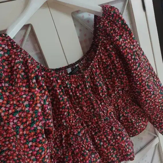 [BUNJANG] Zara Floral Pattern Shirring Blouse / 자라 플라워 패턴 셔링 블라우스/55-66