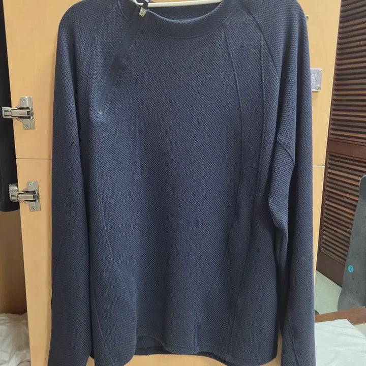 [BUNJANG] Forme Haeisa Zipper Sleeve Long Sleeve T-Shirt / 포에르미 forme Haeisa jipper sleeve