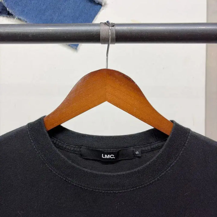 [BUNJANG] LMC Big Logo Back Print Short Sleeve T-Shirt / (100) 엘엠씨 스트릿 캐주얼 빅로고 백프린팅 반팔 티