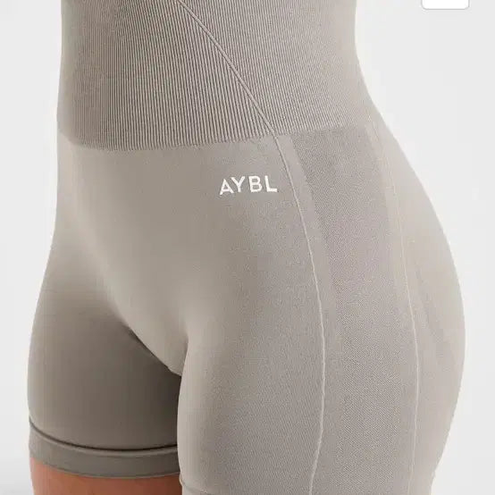 [BUNJANG] AYBL Power Seamless High-Waisted Shorts / AYBL 심리스 쇼츠