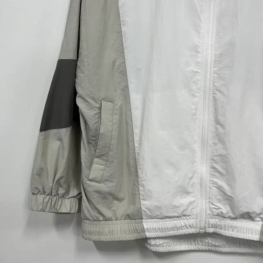 [BUNJANG] Xexymix Color Block Woven Windbreaker Zip-Up Jacket Size 95 / [95] 젝시믹스 컬러 블락 우븐 바람막이 집업 자켓