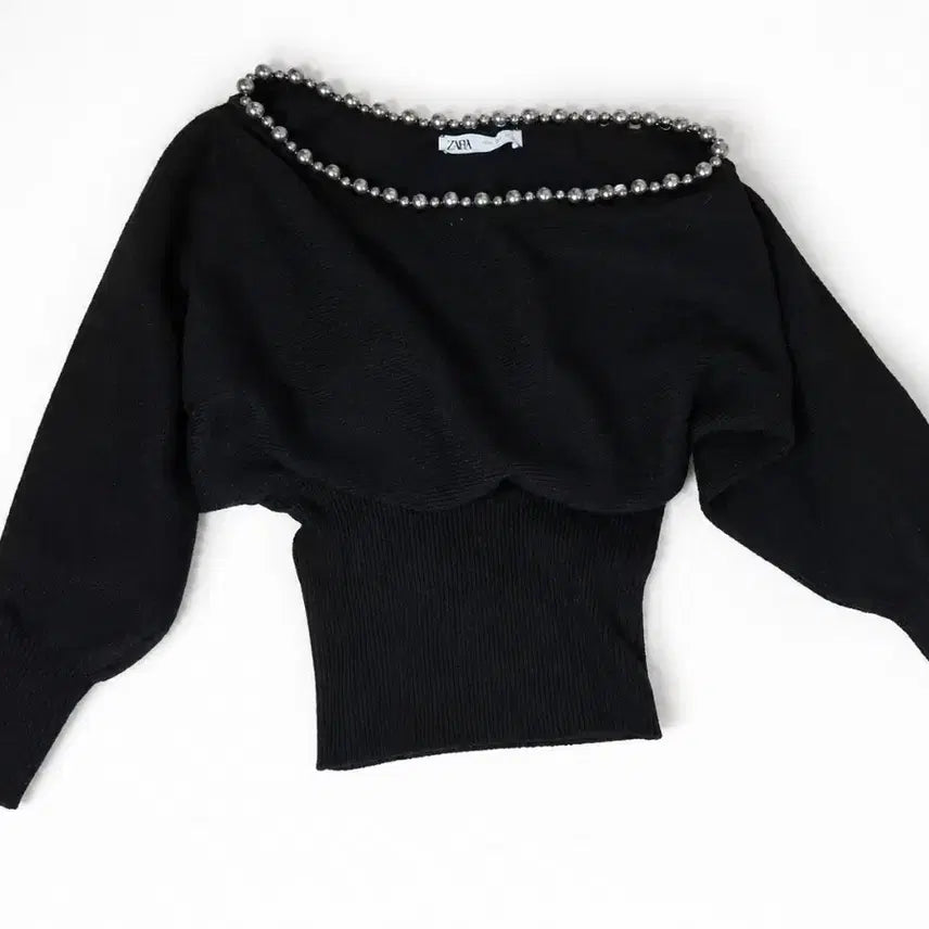 [BUNJANG] Zara Off-Shoulder Asymmetrical Knit / 자라 오프숄더 언발란스 니트입