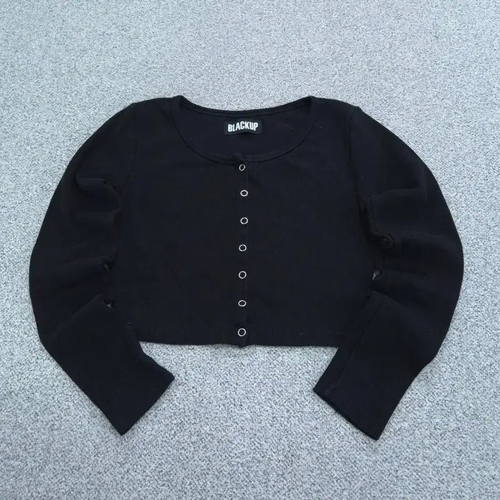[BUNJANG] Black Up Cropped Long Sleeve T-Shirt / 블랙업 크롭 긴팔티 | B