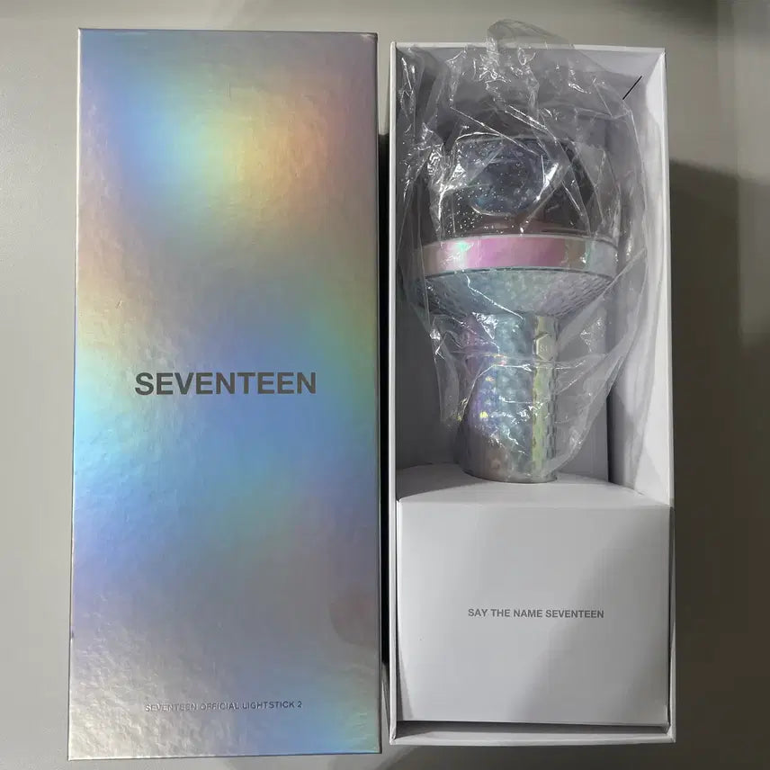 [BUNJANG] SEVENTEEN Official Lightstick Carat Bong Ver.2 / 세븐틴 응원봉 뉴럿봉 캐럿봉 버전2 ver.2