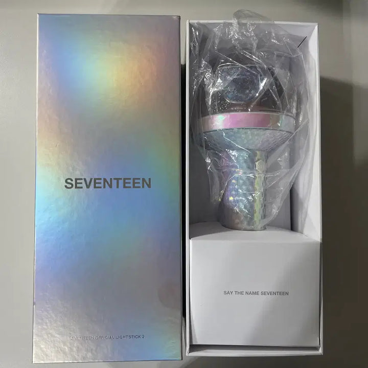 [BUNJANG] SEVENTEEN Official Lightstick Carat Bong Ver.2 / 세븐틴 응원봉 뉴럿봉 캐럿봉 버전2 ver.2