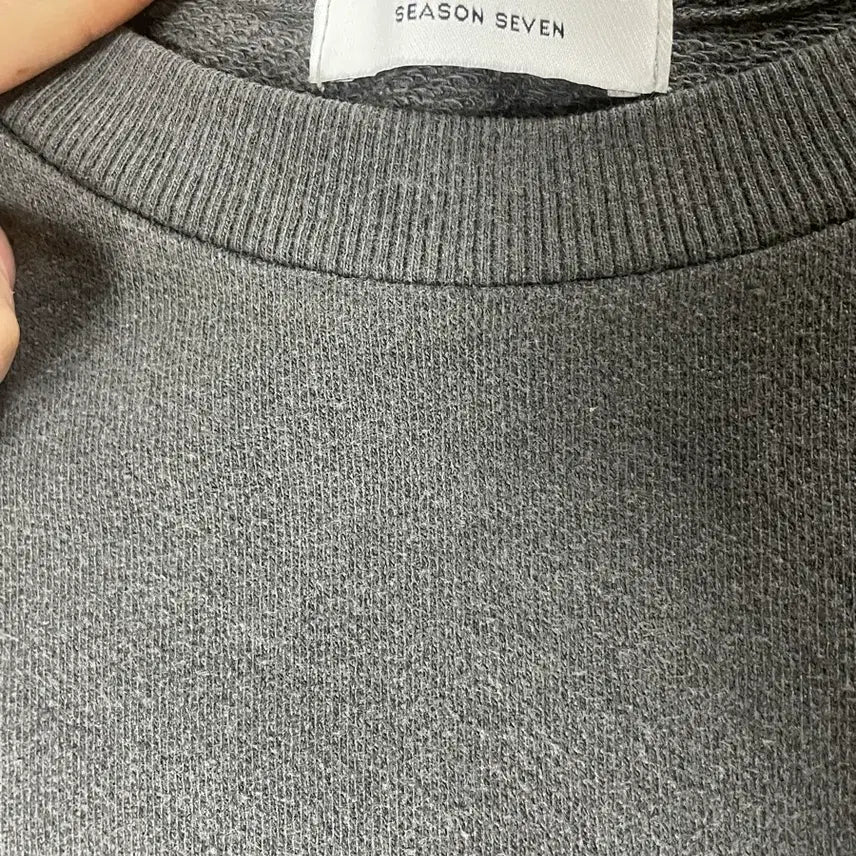 [BUNJANG] John Elliott Patch Sweatshirt / 존 엘리엇 패치 맨투맨