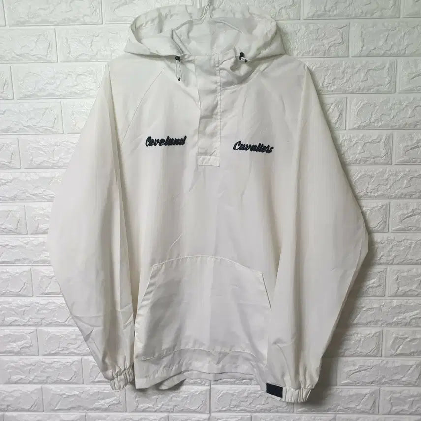 [BUNJANG] NBA Cleveland Cavaliers Anorak Windbreaker Jacket / NBA 클리블랜드 캐벌리어스 아노락 바람막이자켓 판매합니다