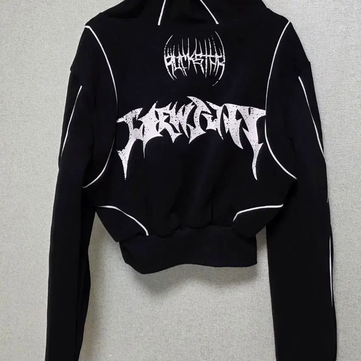 [BUNJANG] Cropped Hooded Zip-Up Sweatshirt (New) Size S / 크롭 후드 집업 (새상품) S사이즈
