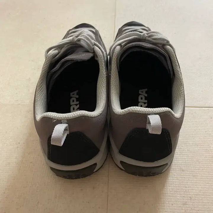 [BUNJANG] Scarpa Mojito Steel Grey Size 270 (42) / 스카르파 모히토 스틸그레이 270(42)