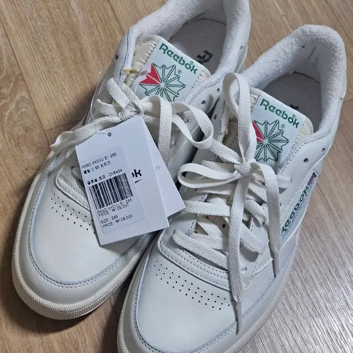 [BUNJANG] Reebok Club C 85 Vintage Chalk Green Sneakers / 리복 클럽c85 빈티지 초크 그린 285