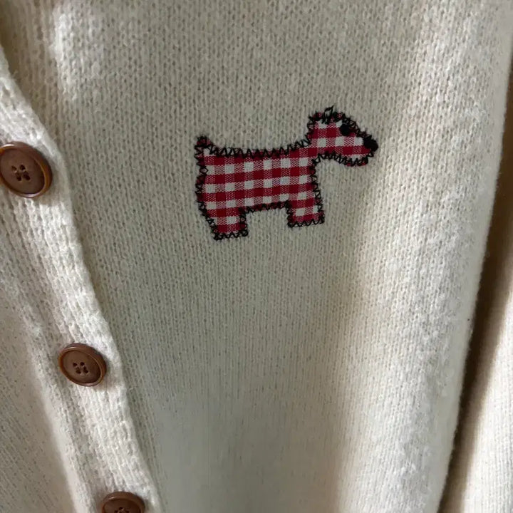 [BUNJANG] Ivory Dog Embroidery Knit Cardigan / 아이보리 강아지 자수 니트 가디건