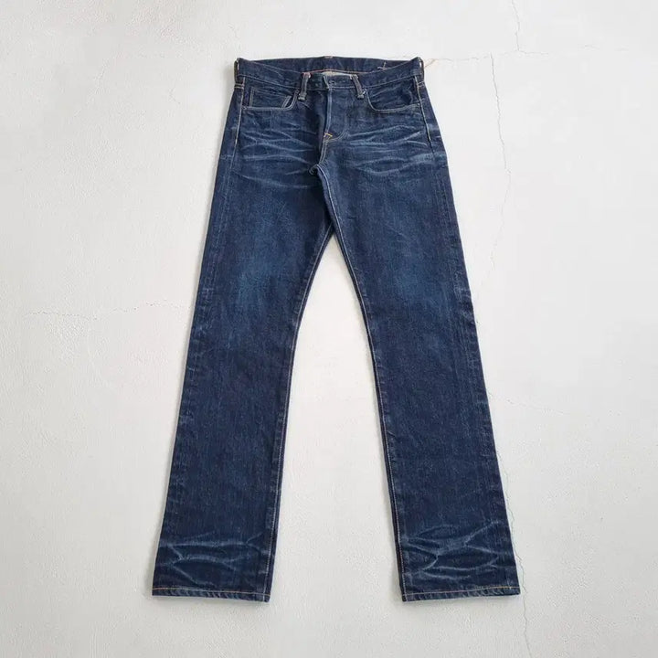 [BUNJANG] KURO DENIM Fading Denim Jeans Slim Straight Fit / KURO DENIM 페이딩 데님진 - 30