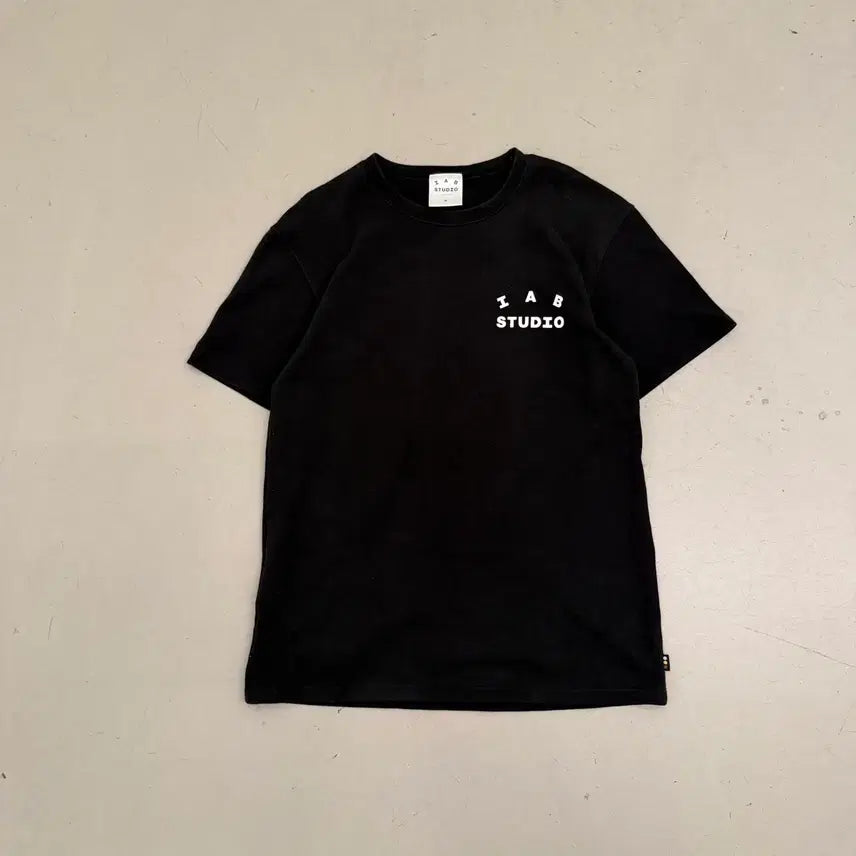 [BUNJANG] IAB Studio T-shirt Size M / 아이앱스튜디오 반팔티
