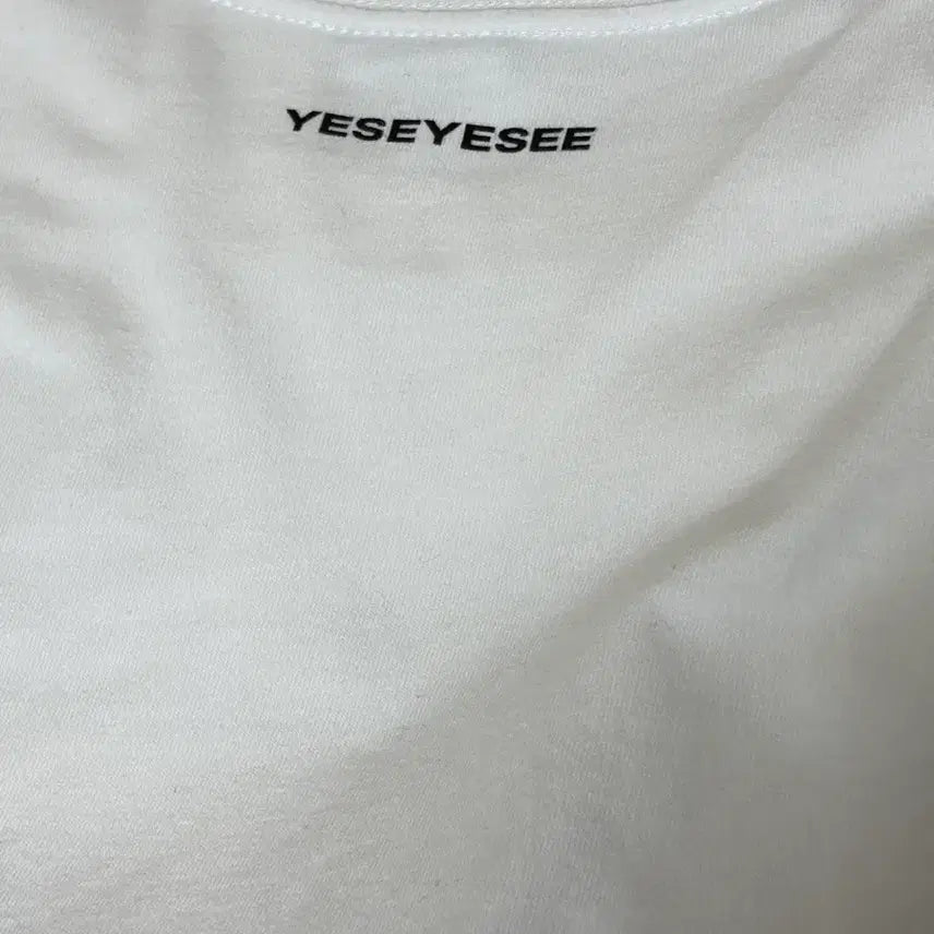 [BUNJANG] YESEYESEE Short-Sleeve T-Shirt White L / 예스아이씨 반팔