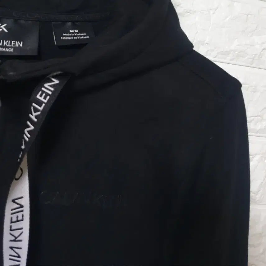 [BUNJANG] Calvin Klein Logo Hoodie Zip-Up Jacket / CK캘빈클라인 후드집업 판매합니다
