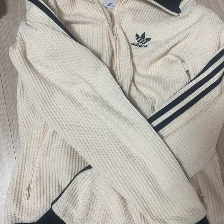 [BUNJANG] Adidas Waffle Classic Track Top Jersey M / 아디다스 와플 클래식 트랙탑 와플져지 M
