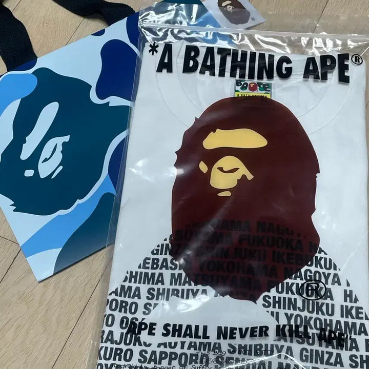 [BUNJANG] BAPE Japan Store T-Shirt White XL / 새상품) 베이프 재팬 스토어 티셔츠 화이트 XL