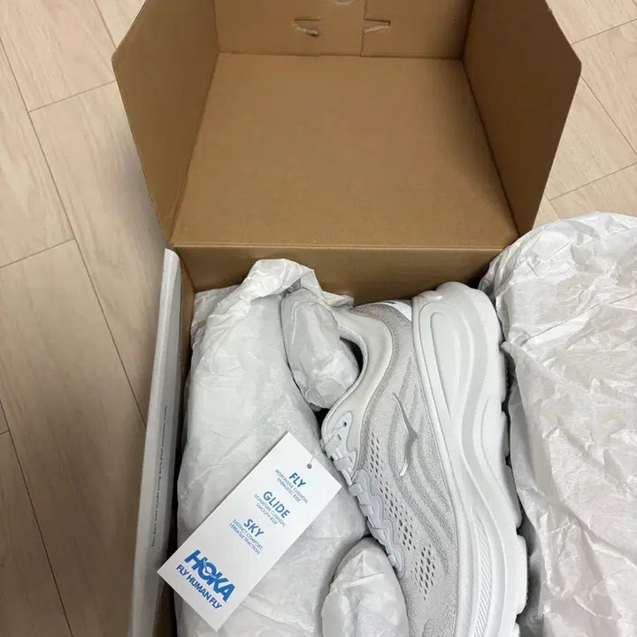 [SOLD OUT] 호카 본디 9 와이드 여성러닝화