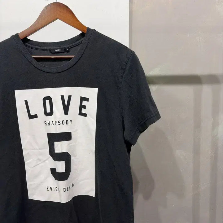 [BUNJANG] EVISU Street Casual Box Logo Printing T-Shirt / (105) 에비수 스트릿 캐주얼 박스로고 프린팅 반팔 티