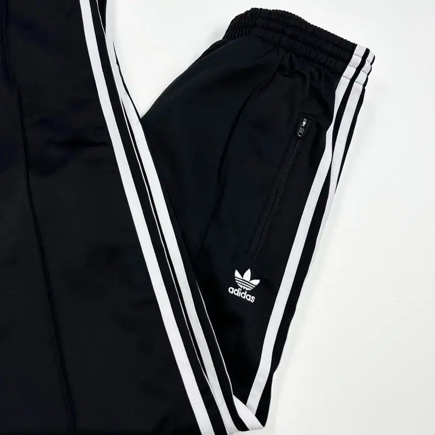 [BUNJANG] Adidas Firebird Black Track Pants / 아디다스 파이어버드 블랙 트랙 츄리닝바지 (S 여성추천)