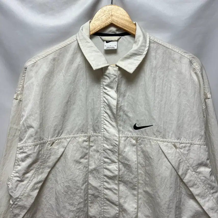 [BUNJANG] Nike Phantom Woven Jacket White Big Swoosh Back Logo Women&