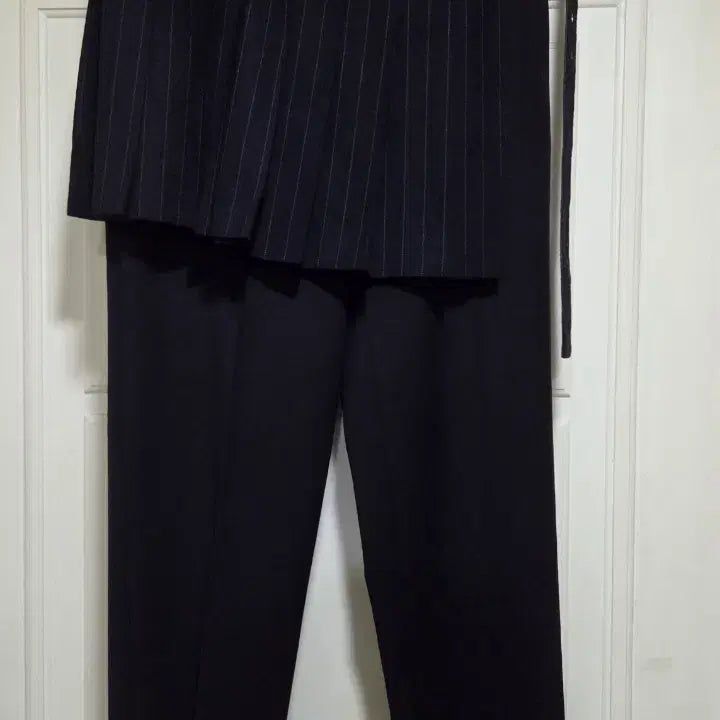 [BUNJANG] LUCKY CHOUETTE Striped Wrap Skirt Pants / 럭키슈에뜨 스트라이프 랩 스커트 팬츠