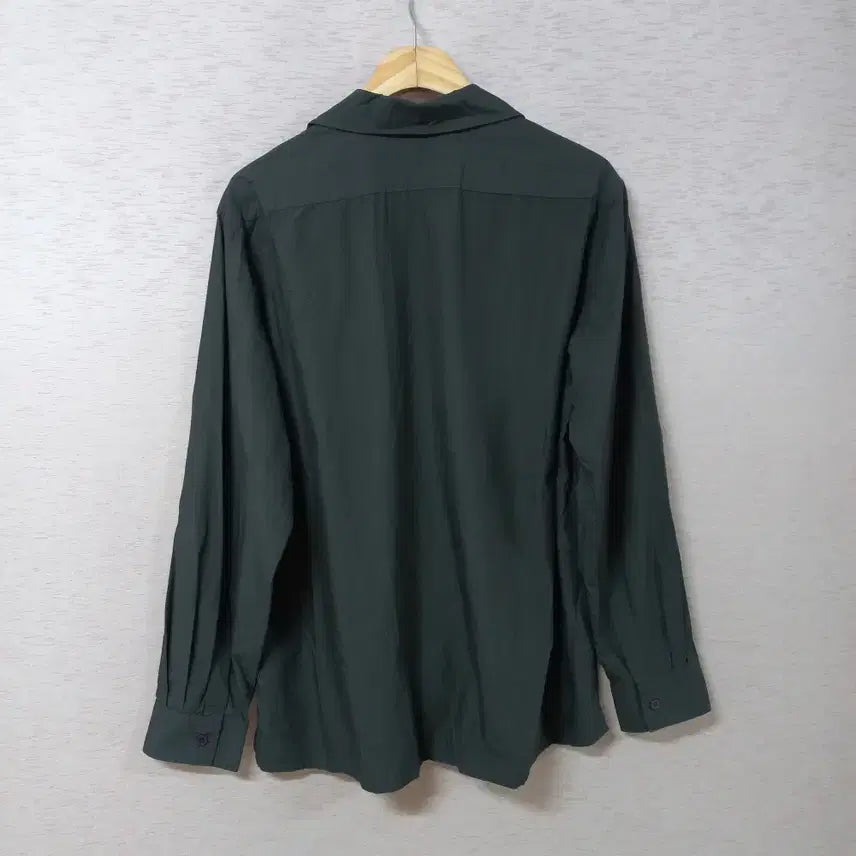 [BUNJANG] 8 Seconds Dark Grey Hidden Button Embroidered Shirt (Men&