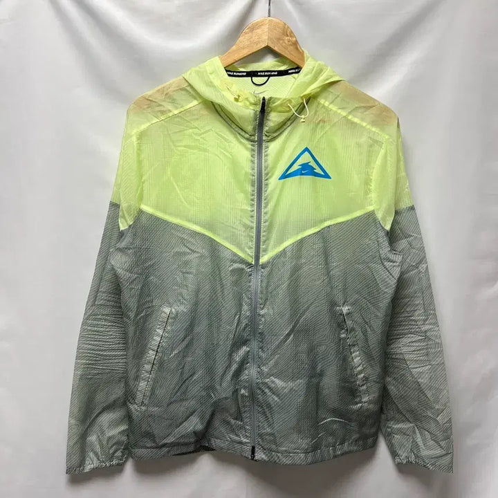[BUNJANG] Nike Trail Swoosh Windrunner Running Jacket (M) / [정품/M] 나이키 트레일 스우시 윈드러너 런닝 바람막이