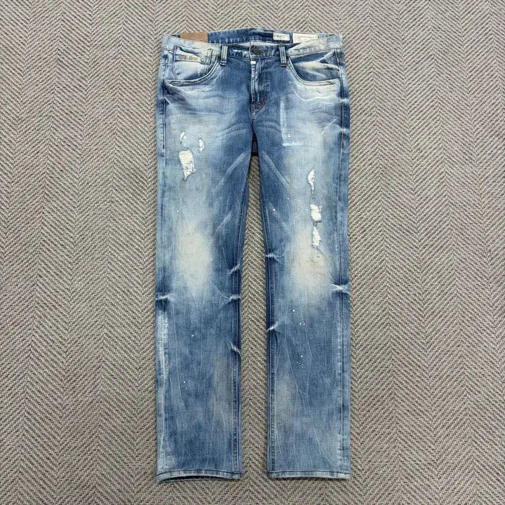 [BUNJANG] Bucaroo Distressed Denim Pants V3311 / 버커루 디스트로이드 데님팬츠 v3311