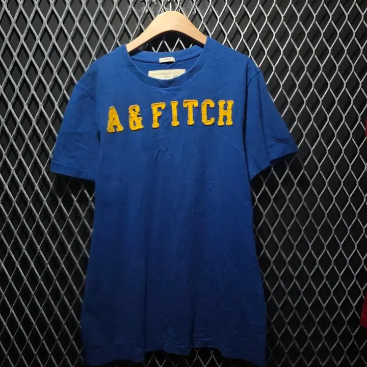 [BUNJANG] Abercrombie &amp; Fitch T-Shirt XL / 아베크롬비 반팔 XL