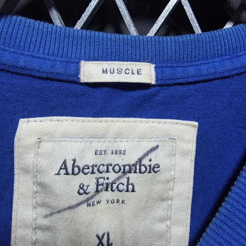 [BUNJANG] Abercrombie &amp; Fitch T-Shirt XL / 아베크롬비 반팔 XL