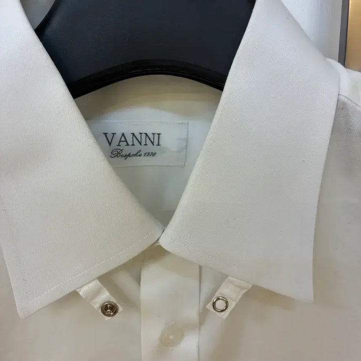 [SOLD OUT] VANNI반니 비스포크 화이트 셔츠