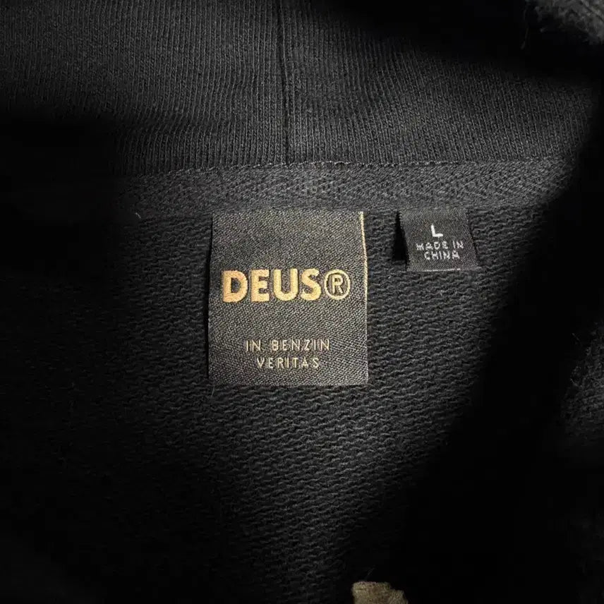 [BUNJANG] Deus Ex Machina Supporter Hoodie Zip-up / 데우스 엑스 마키나 서포터 후드집업