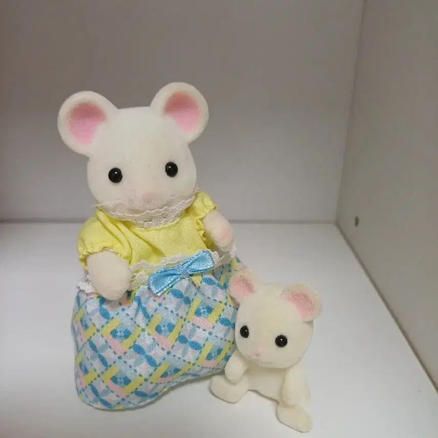[SOLD OUT] 실바니안 패밀리 엄마 쥐 인형 세트