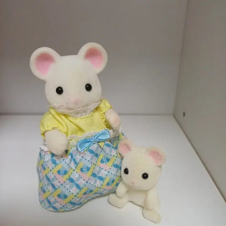 [SOLD OUT] 실바니안 패밀리 엄마 쥐 인형 세트
