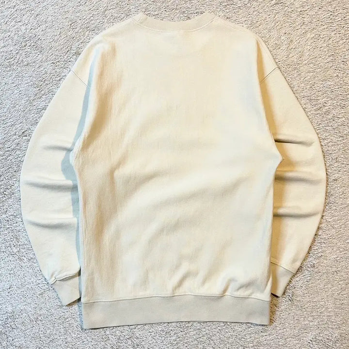 [BUNJANG] OUTSTANDING US NAVY Sweatshirt Ivory / [S] 아웃스탠딩 OUTSTANDING US NAVY 맨투맨 아이보리