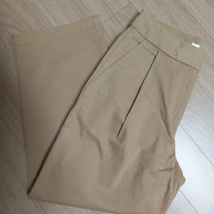 [BUNJANG] PEARL J. Cotton Pin Tuck Wide Pants Beige / 코튼핀턱 와이드팬츠